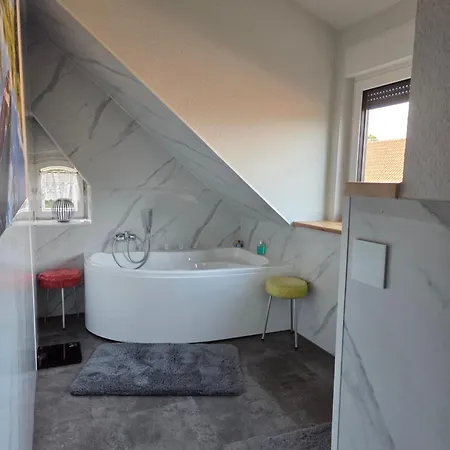 Apartament Familie Lange, Bis 8 Personen Radensdorf